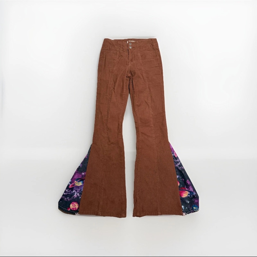 no boundaries funky brown corduroy pants w/ space ankle, women's size‎ 2